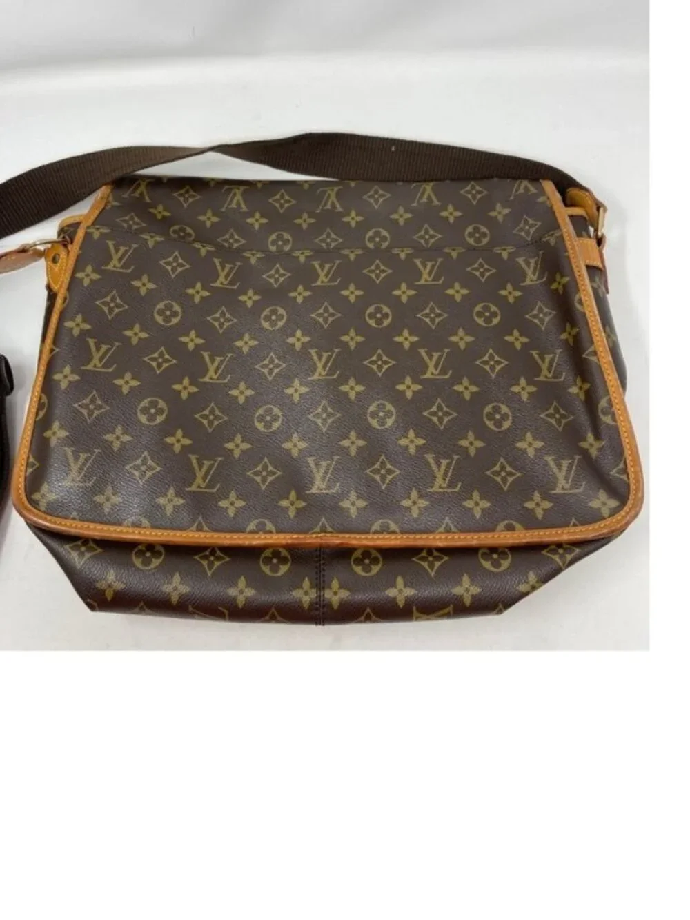 Louis Vuitton Gibeciere GM shoulder bag